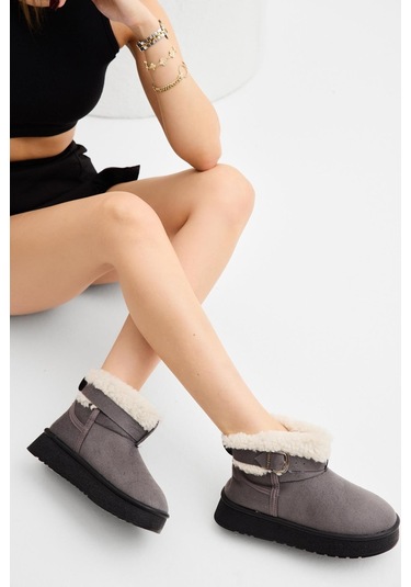 Kalın Poli Taban Kürk Detaylı Süet Görünümlü Kadın Füme Günlük Bot Tbldy540 Füme