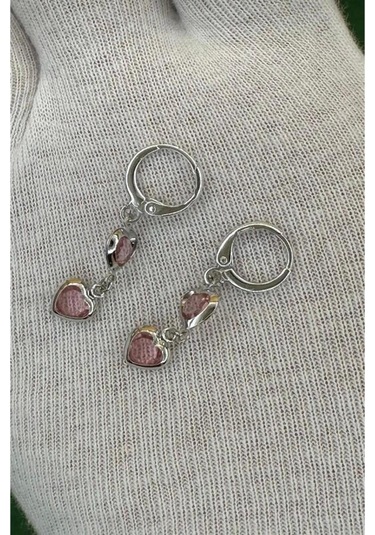 Kadın Gümüş Renk Kalpli Özel Tasarım Sallantılı Küpe Pembe