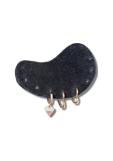 Üçlü Kalpli Mor Taşlı Çelik Küpe Sarı