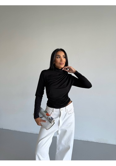Trendhazan Boğazlı Sandy Kumaş Drapeli Bluz Siyah Siyah