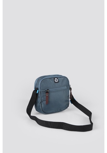 D00713 Discovrey Askılı Çanta Petrol