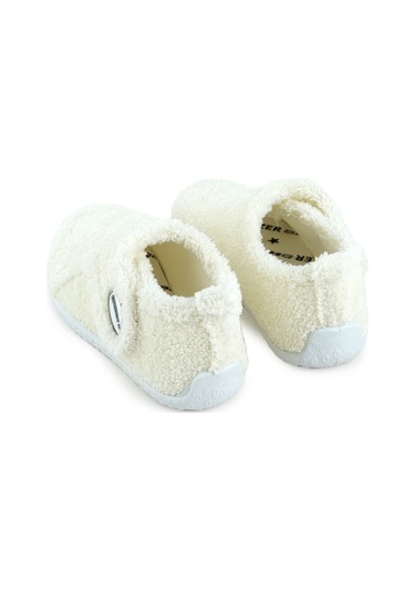 Gezer Kışlık Kız Çocuk Peluşlu Rahat Taban Cırt Cırtlı Ayarlanabilir Ev Okul Kreş Panduf Ayakkabı Ga2kfm.03422.01.018.0a Beyaz