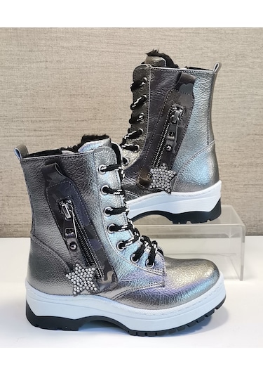 Rüyada 636 Kız Çocuk Bot Platin