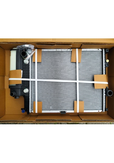 Bmw E34 M50 Otomatik Kimalı Radyatör Nrf