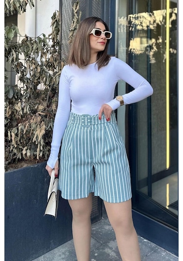 WeShaya Kadın Mint Kemerli, Yüksek Bel, Pliseli, Rahat Kesim, Gabardin Şort Mint