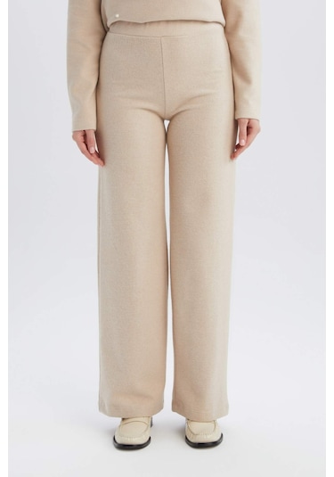 DeFacto Triko Pantolon Wide Leg Geniş Bol Paça Selanik Kumaş Basic Düz D0361AX24AUBG122