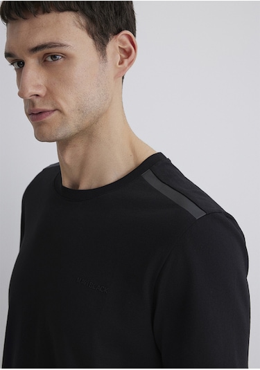Mavi Siyah Erkek T-shirt M0612689-900 Siyah
