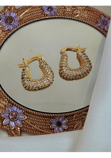 Arp Model Minimal Zirkon Taşlı Zarif Gold Renk Çelik Küpe Gold