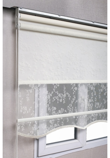 Çiftli Sistem Kırık Beyaz Çiçek Desenli Tül + Stor Güneşlik Perdeler