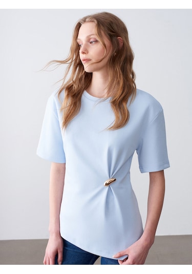 Dilvin 32445 Aksesuar Detaylı Basic T-shirt-açık Mavi