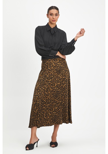 Kadın Leopar Desenli Etek - Şık Bel Detayı Ve Modern Tasarım - Günlük Ve Özel Kullanımlar İçin Haki