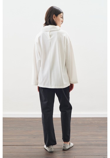 Yüksek Yaka Bağlamalı Bluz Ekru Ekru
