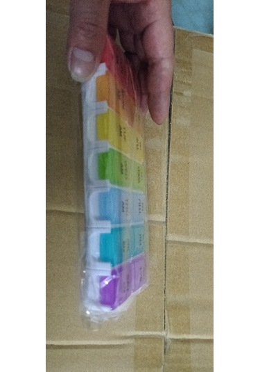 Springsun Haftalık 14 Bölmeli Sağlam Plastik İlaç Kutusu - Hermetik, Nem Ve Toz Koruyucu, Taşınabilir İlaç/parça Saklama Organizatörü Beyaz