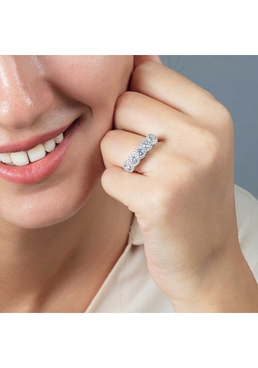 Tesbihane Starlight Diamond Pırlanta Montür Elit Tasarım 925 Ayar Gümüş Kadın Beştaş Yüzük Beyaz