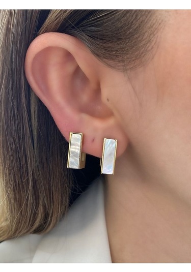 İncili Kare Altın Kaplama Kararmaz Küpe Çifti Altın