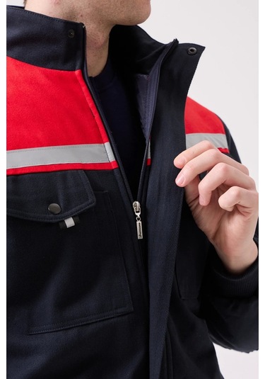 Kışlık İş Montu Grikırmızı Reflektörlü Gabardin Royal Mont İçi Kapitoneli Sıcak Tutan Lacivert-Kırmızı