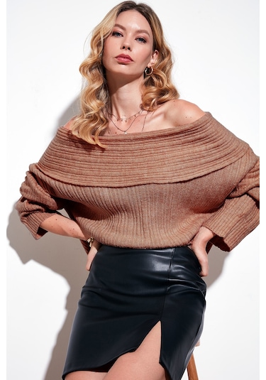 Lela Oversize Fit Madonna Yaka Triko Bayan Kazak 4615216 Camel