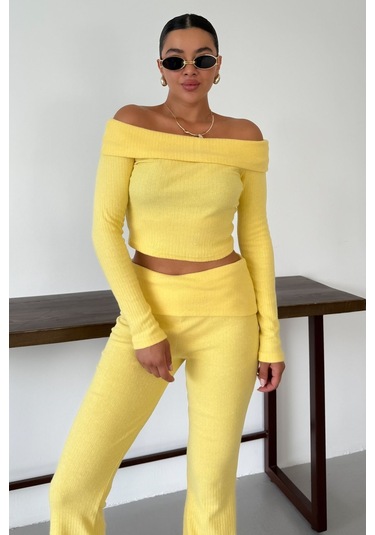 Modagen Kadın Sarı Madonna Yaka Alt-üst Pantolonlu İnterlok Takım Sarı