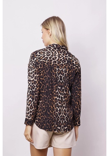Kadın Likrasız Viskon Vual Desenli Yakalı Düşük Omuzlu Uzun Kol Şık Gömlek-leopar Leopar