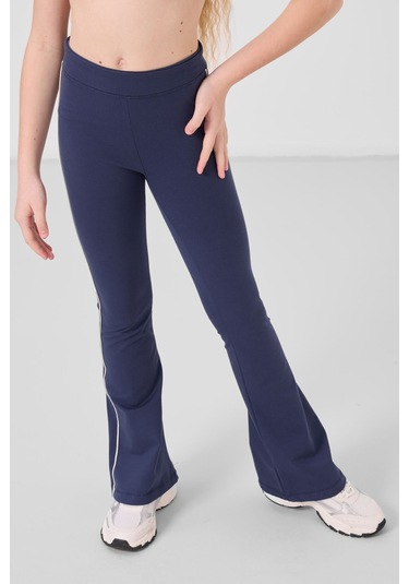 Ekru-indigo Pamuklu O Yaka Standart Fit Basic İspanyol Paça Kız Çocuk Tayt Takım - 75192 Ekru/indigo Ekru - İndigo Ekru-indigo Pamuklu O Yaka Standart Fit Basic İspanyol Paça Kız Çocuk Tayt Takım - 75192 Ekru/indigo Ekru - İndigo