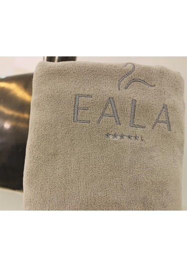 50 x 100 Bej İndantren Kadife Nakışlı Havlu Hijyenik Boya Tutmayan