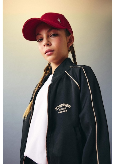 Defacto Kız Çocuk Baskılı Bisiklet Yaka Skuba Dalgıç Kumaş Fermuarlı Hırka F2798a825aubk81 Siyah Defacto Kız Çocuk Baskılı Bisiklet Yaka Skuba Dalgıç Kumaş Fermuarlı Hırka F2798a825aubk81 Siyah