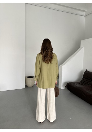 Haki %100 Pamuk Çapraz Düğmeli Beli Kemerli Gömlek Haki