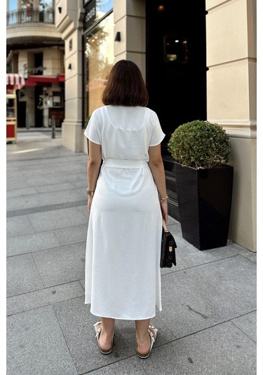 Beyaz Kısa Kol, Gömlek Yaka, Düz Desen, Çift Cepli, Aerobin Kumaş, Kuşaklı Maxi Elbise Beyaz