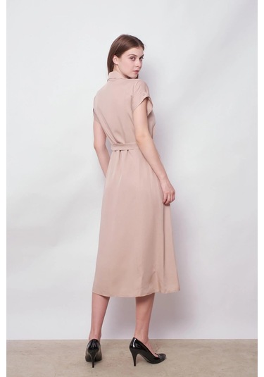 %100 Iyocell Akıcı Şık Kumaş Yakalı Düşük Omuzlu Duble Kollu Bağcıklı Midi Boy Diz Altı Elbise-taş Taş %100 Iyocell Akıcı Şık Kumaş Yakalı Düşük Omuzlu Duble Kollu Bağcıklı Midi Boy Diz Altı Elbise-taş Taş