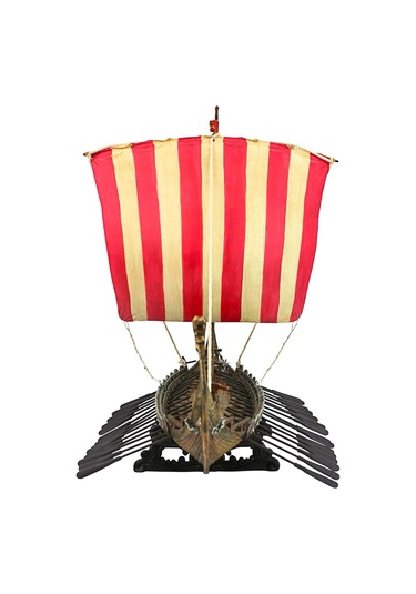 Ejderha Başlı Viking Gemi Biblosu