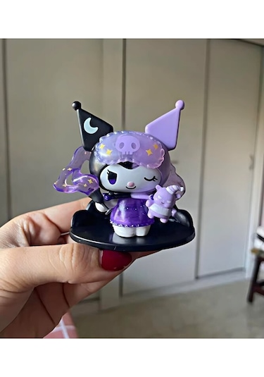 Hello Kitty Kuromi Koleksiyonluk Figür - 9 Cm Rastgele Gönderim