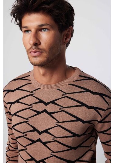 Tudors Erkek Slim Fit Dar Kesim Bisiklet Yaka Jakarlı Vizon-siyah Kazak-28904-multi Siyah Tudors Erkek Slim Fit Dar Kesim Bisiklet Yaka Jakarlı Vizon-siyah Kazak-28904-multi Siyah