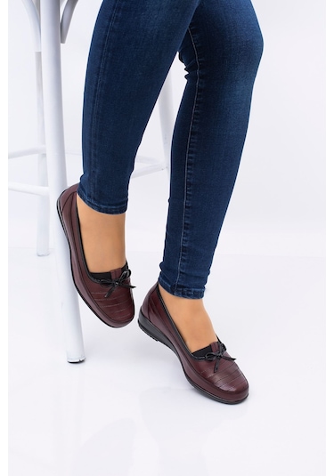 Frida Kadın Tam Ortopedik Topuk Jelli Bordo Günlük Kurdele Detaylı Anne Ayakkabısı 41-42-43 Numara Bordo Frida Kadın Tam Ortopedik Topuk Jelli Bordo Günlük Kurdele Detaylı Anne Ayakkabısı 41-42-43 Numara Bordo