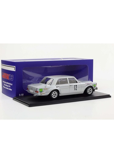 1:18 Werk83 1971 Mercedes Benz Amg 300 Sel 6.8 12