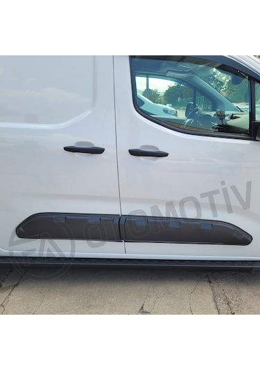 Fiat Doblo Kapı Dodik Seti 4 Parça 2023 Model Ve Sonrası
