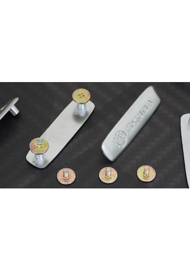 Skoda Logo Krom Metal Paspas Vidalı Logo 4 Lü Set