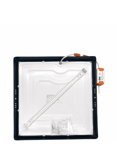 Zmr 24w Sıvaüstü Beyaz Işık Siyah Kasa Kare Panel Led Armatür Siyah Beyaz Işık