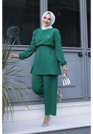Bronş Detaylı Tesettür Yeşil Takım Yeşil