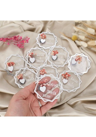 10 Lu Kişiye Özel Akrilik Magnet Nikah Şekeri - Gümüş Detaylı Çiçekli Tasarım