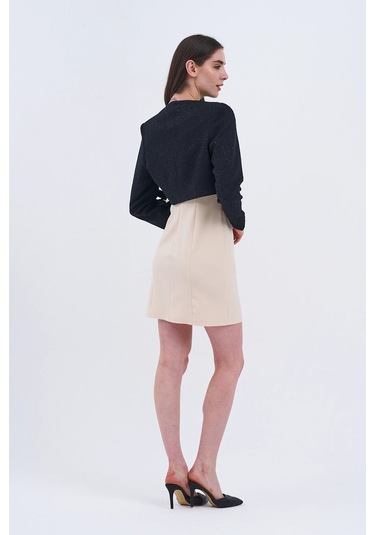 Trend Kadın Modern Ve Şık Ceket Ve Elbise Kombini Bej