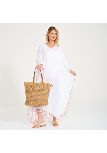 Püskül Detaylı V Yaka Uzun Plaj Elbisesi Beyaz-Standart Beyaz