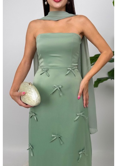 Lilina Straplez Fiyonk Detaylı Şal Aksesuarlı Uzun Mint Yeşil Abiye Elbise Mint Yeşil