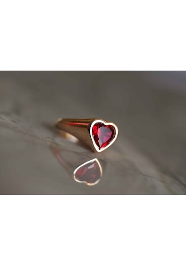 Reis Kuyumculuk T9314 Heart Ruby Pembe Altın Yüzük