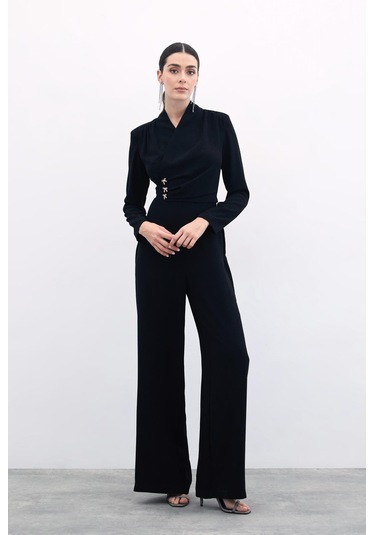 Sateen Fiyonk Aksesuarlı Krep Tulum - Siyah-135848 Siyah