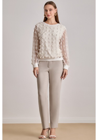 Dökümlü Ekru Dantel Bluz Ekru