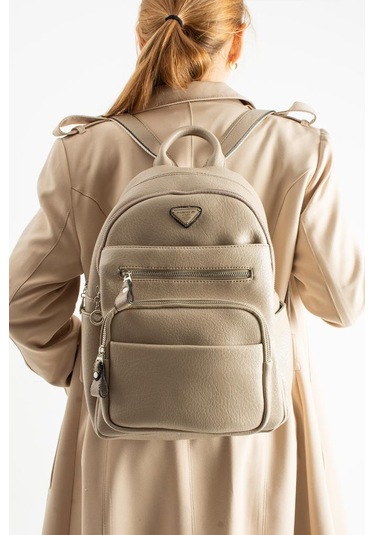 Vegan Deri Kadın Sırt Çantası 35 25 Cm Yağmur İtici Kumaş Mega Bag Günlük Kullanıma Uygun Krem