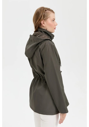 Desen Triko Kadın Kapüşonlu Kapaklı Cepli Kısa Trençkot 24416 Yeşil Yeşil