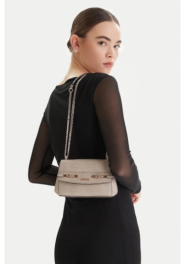 Guess Melinda Kadın Çapraz Çanta Hwkl9933780 Bej
