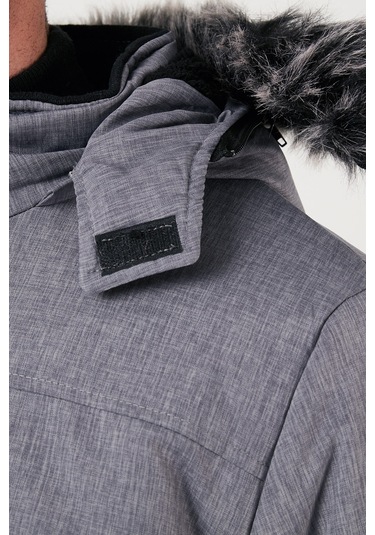 Buratti Peluş Astarlı Suya Ve Rüzgara Dayanıklı Soğuk Geçirmez Slim Fit Erkek Mont 5711051 Açık Gri Buratti Peluş Astarlı Suya Ve Rüzgara Dayanıklı Soğuk Geçirmez Slim Fit Erkek Mont 5711051 Açık Gri