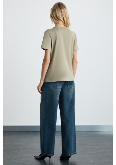 GRIMELANGE Alıne Kadın %100 Organik Pamuk Derin V Yakalı Comfort Fit Bej T-shirt Bej